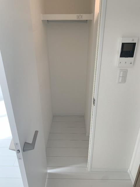 収納　ウォークインクローゼット