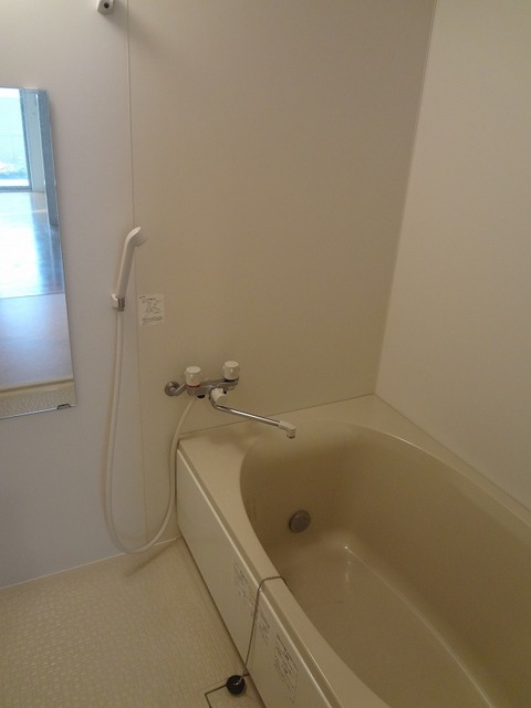 バス・シャワールーム　※他の号室の写真