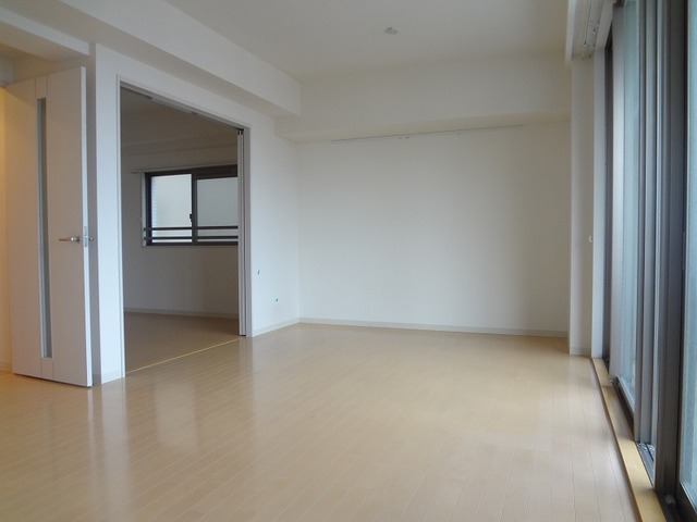 居室・リビング　※他の号室の写真