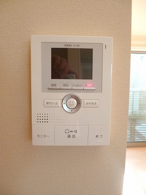 セキュリティ　安心のモニター付インターホン