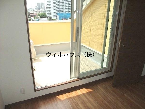 バルコニー　明るいく広いベランダ！