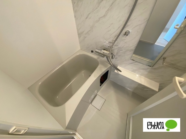 バス・シャワールーム　同物件別室写真