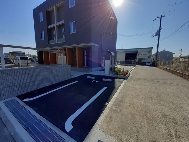 駐車場　駐車場です