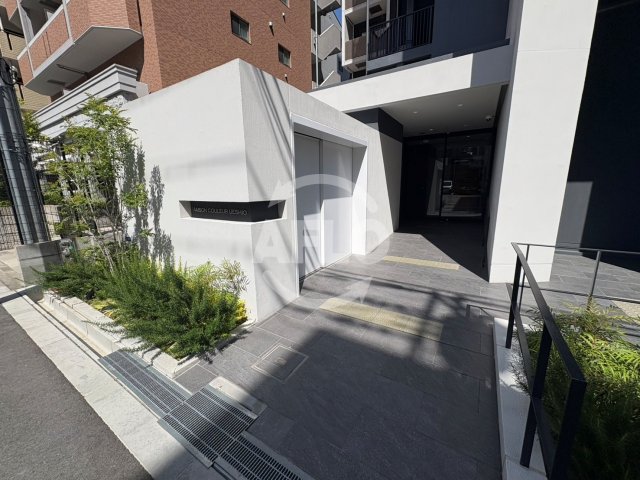 エントランス　MAISON COULEUR UESHIO　エントランス