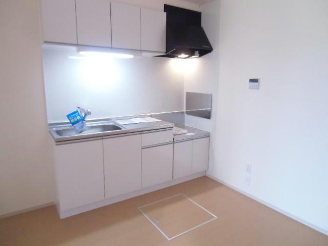 キッチン　同棟別部屋写真