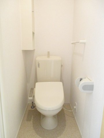 トイレ　清潔感のあるトイレです
