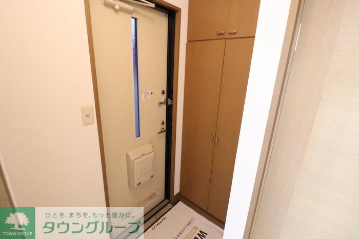 玄関　お問合せはタウンハウジングまで！※現地待合わせ相談可能