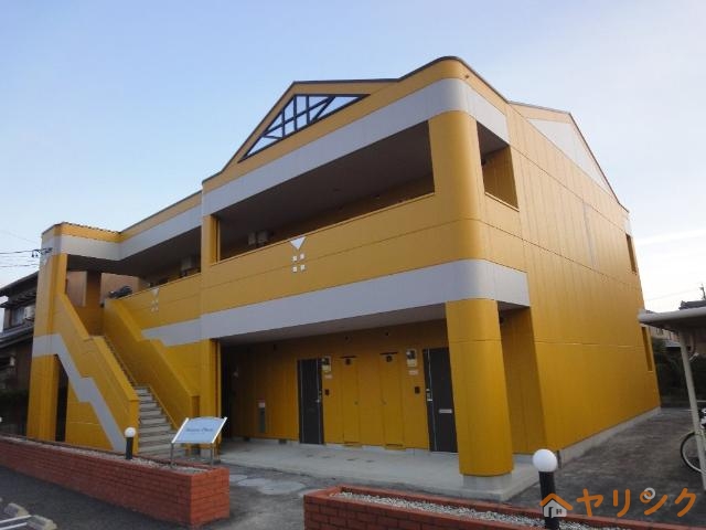 建物外観　外観写真（昼）