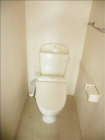 トイレ　清潔感のあるトイレです。