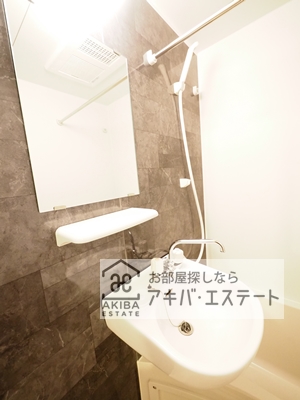 洗面設備　同一仕様写真