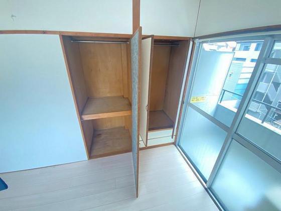 収納　※別号室の写真です。