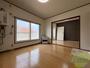 居室・リビング　広くてキレイなお部屋が広がっていて、充実した生活が送れそう。