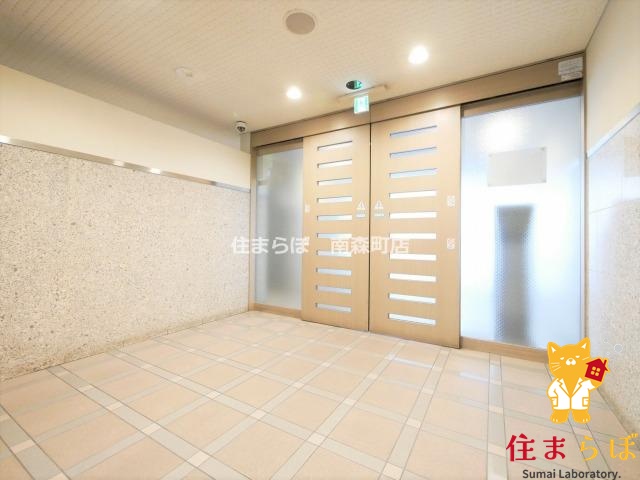 エントランス　共用部の印象も大切に