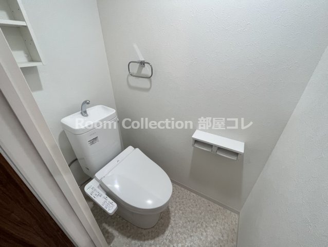 トイレ　※同物件写真 反転の場合有
