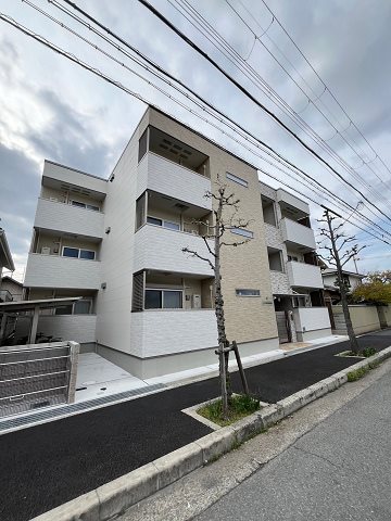 建物外観　外観は落ち着いています
