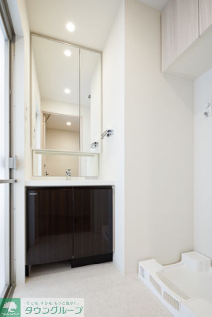 洗面設備　※写真は同タイプ住戸です。