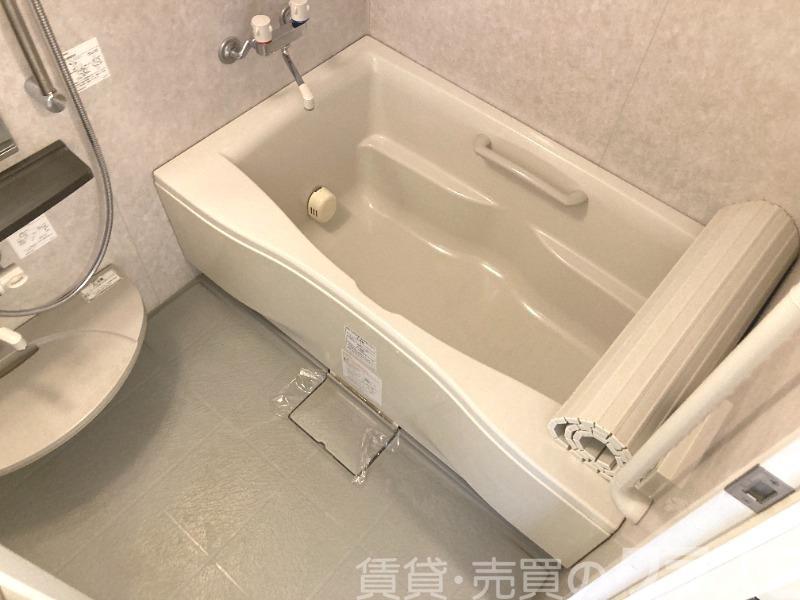 バス・シャワールーム　追い焚き機能付きバス♪