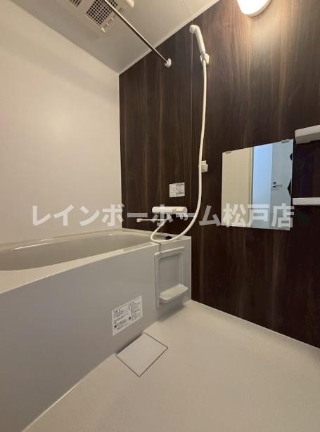 バス・シャワールーム　※同施工参考写真