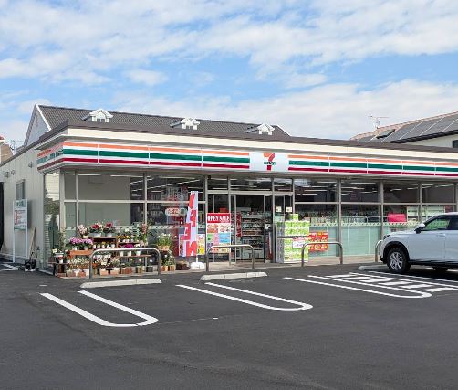 コンビニ　セブンイレブン 世田谷上用賀6丁目店（コンビニ）まで222m