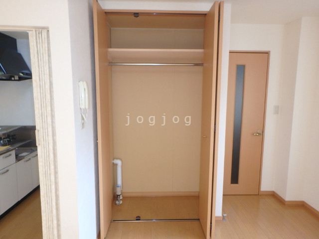 収納　クローゼット