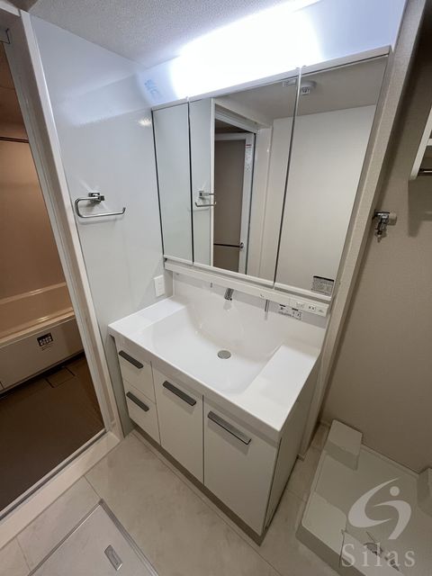 洗面設備　同仕様