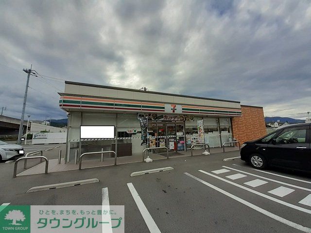コンビニ　セブンイレブン渋川石原店（コンビニ）まで1020m
