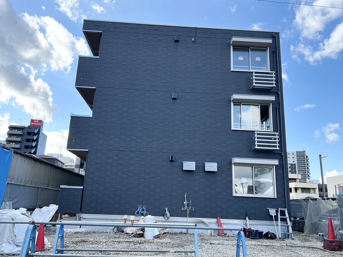 建物外観　建築中