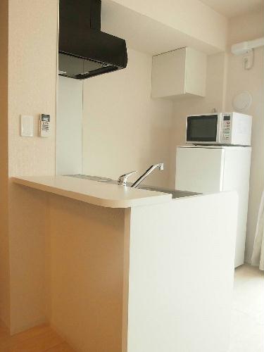 キッチン　設備・仕様は号室により異なる為、現況を優先致します。