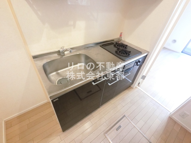 キッチン　システムキッチンは調理スペースも広くストレスなくお料理可能♪