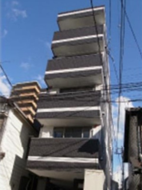 建物外観　５階建ての賃貸マンション