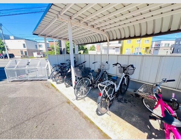 ＪＲ函館本線 厚別駅 徒歩5分 6階建 築27年の外観写真