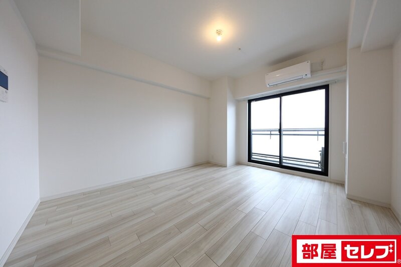 S-RESIDENCE東別院の居間写真