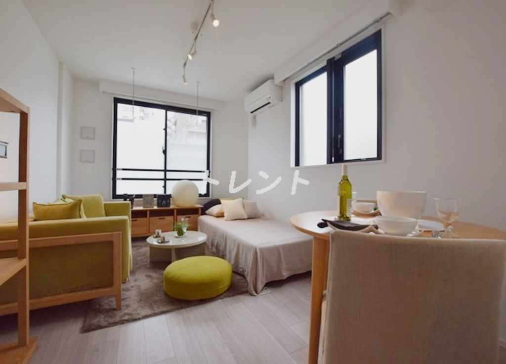 Centenario市谷二十騎町の居間写真