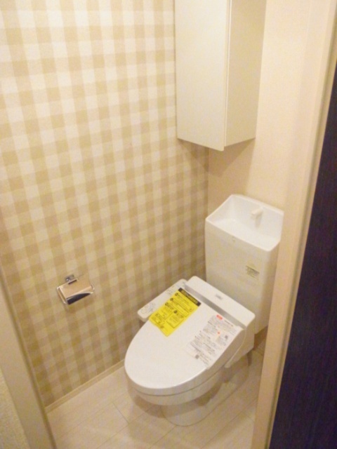 ＪＲ日豊本線 南小倉駅 徒歩23分 2階建 築10年のトイレ写真