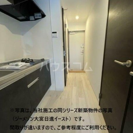 ジーメゾン西大宮の玄関写真