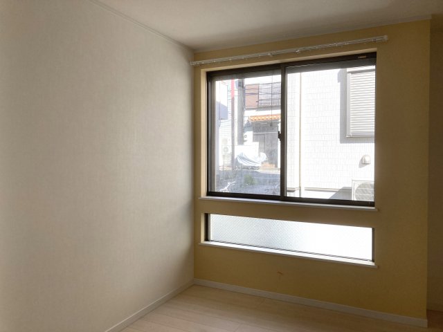 ル シェール青木A棟の居間写真