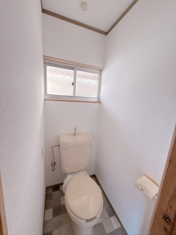 森アパートのトイレ写真