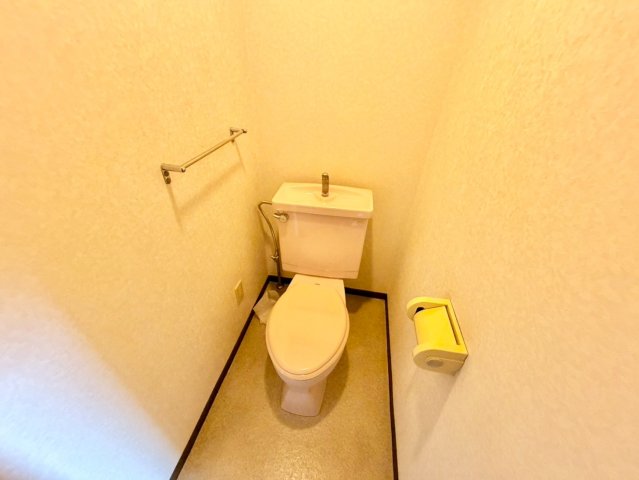 トイレ　清潔感のあるトイレです♪