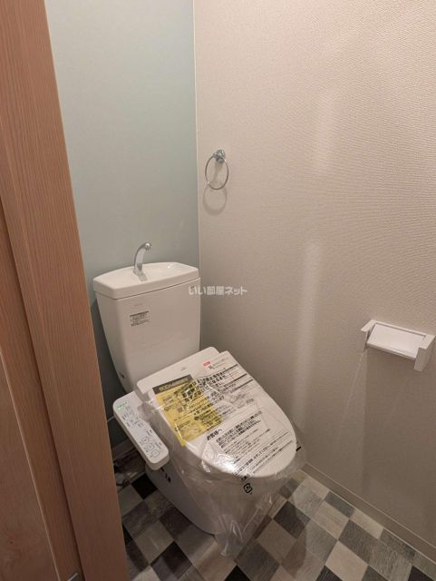 南海泉北線 深井駅 徒歩18分 3階建 築2年のトイレ写真