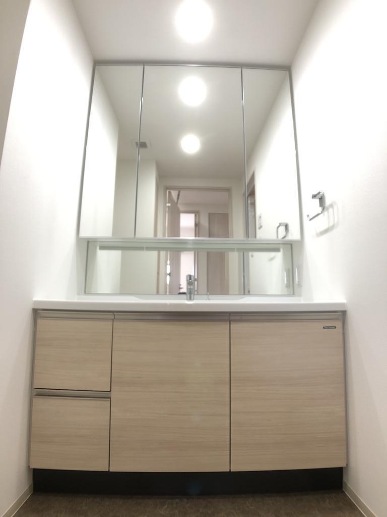 洗面設備　※同建物内別住戸参考写真