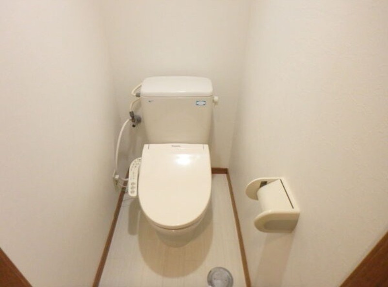 トイレ　図面と現状に相違がある場合には現状を優先