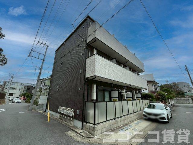 ＪＲ常磐線 柏駅 徒歩10分 3階建 築8年の外観写真