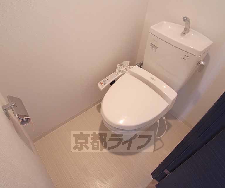 エスリード西小路御池のトイレ写真