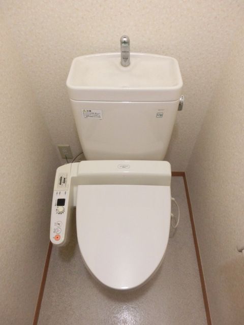 トイレ　洗浄機能付きトイレ