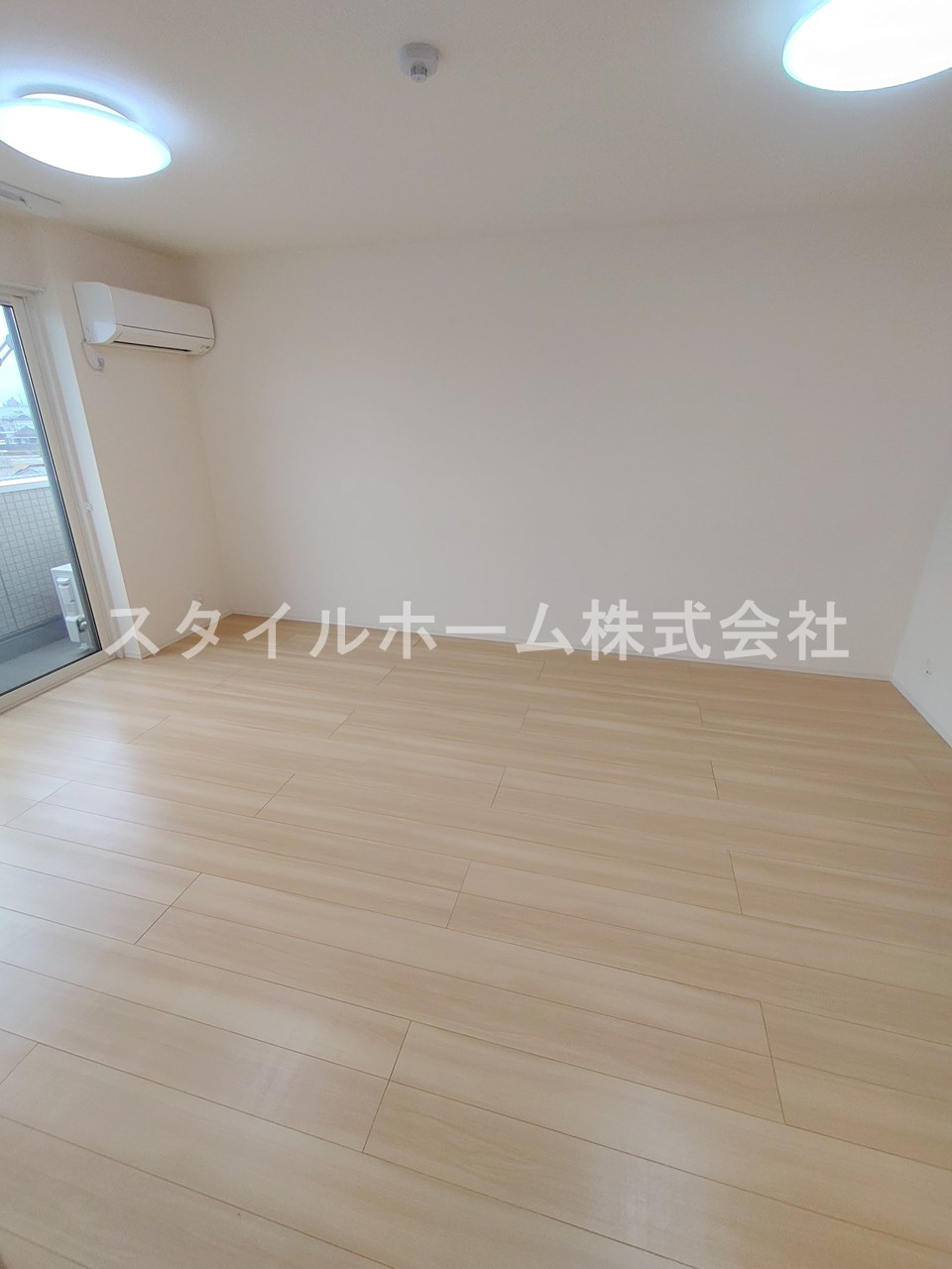 居室・リビング　別部屋写真です。