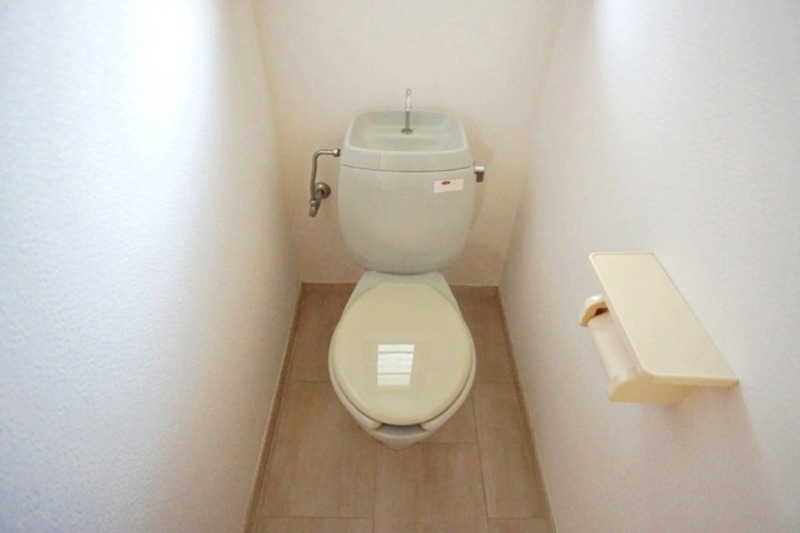 トイレ　バストイレ別