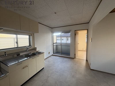 居室・リビング　南向きで陽当り良好なお部屋です！