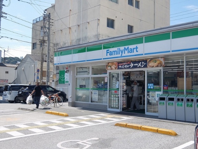 コンビニ　ファミリーマート高知南はりまや町店（コンビニ）まで169m