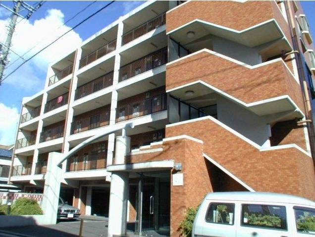 建物外観　オートロック付