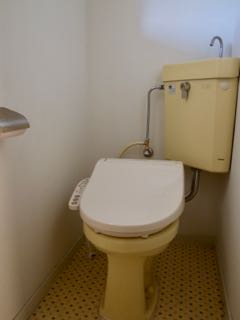 森本ビルのトイレ写真